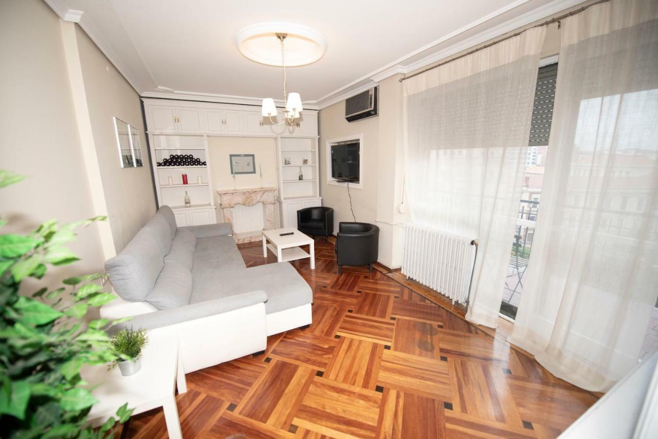 Espacios Blanco Santiago - Con Parking. Apartment Valladolid Exterior foto